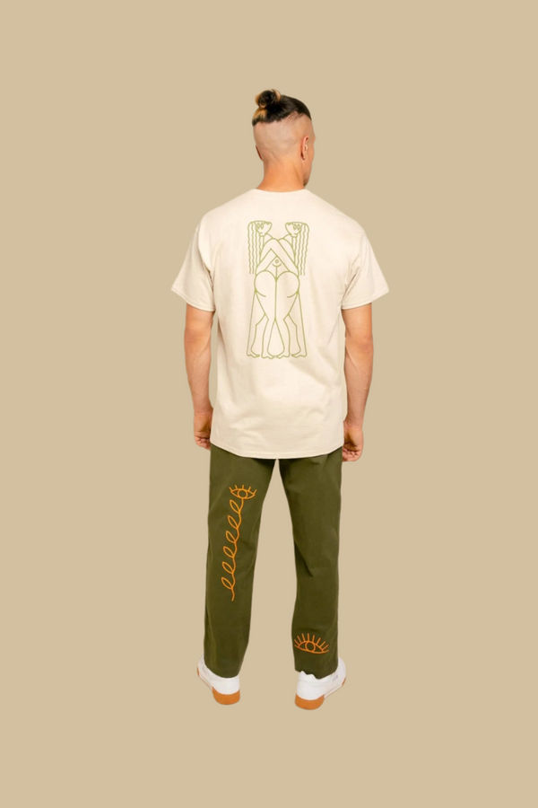 COLLÉ-SERRÉ・Unisex T-shirt・Sand